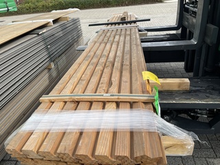 Ca. 16x Rhombus gevelprofiel, 37x57mm, lengte 400cm